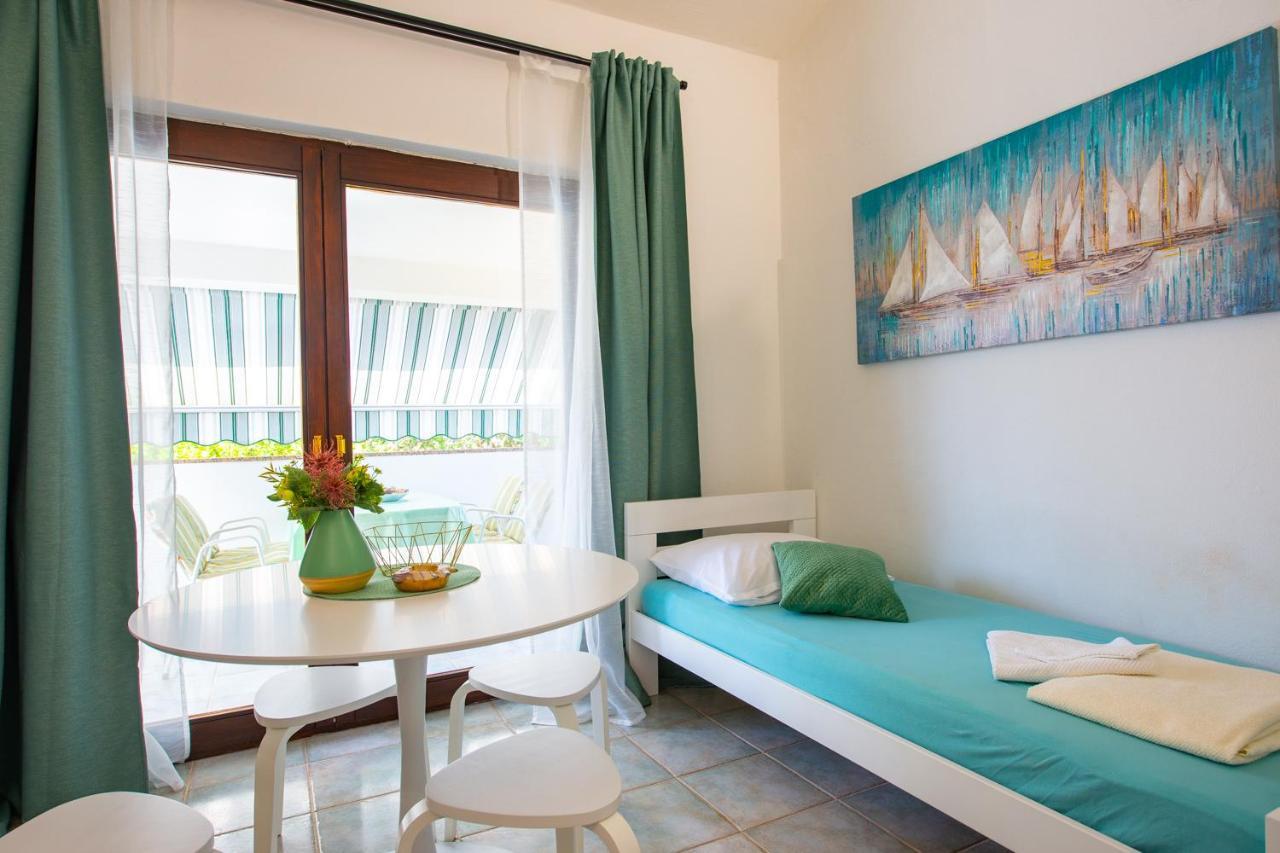 Apartments Ela โนวาลยา ภายนอก รูปภาพ